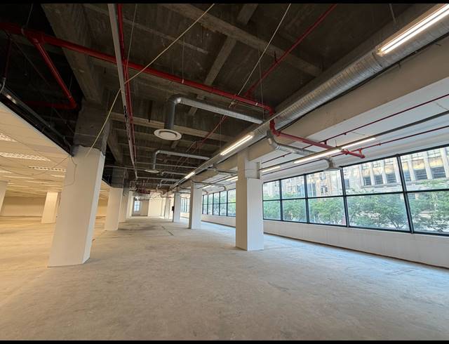 1,423M² BUILDING TO LET IN CAPE TOWN CITY CENTRE